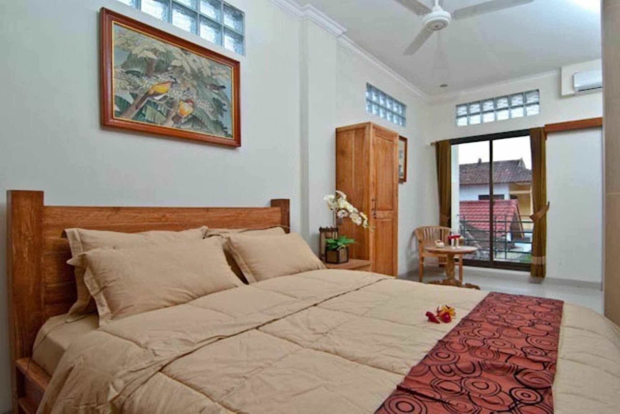 Kuta Ecostay Exterior foto