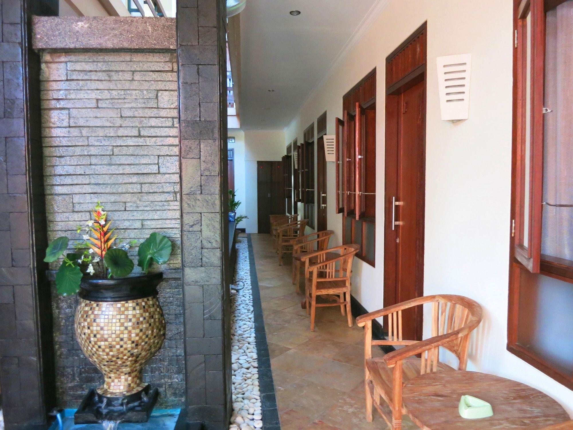 Kuta Ecostay Exterior foto